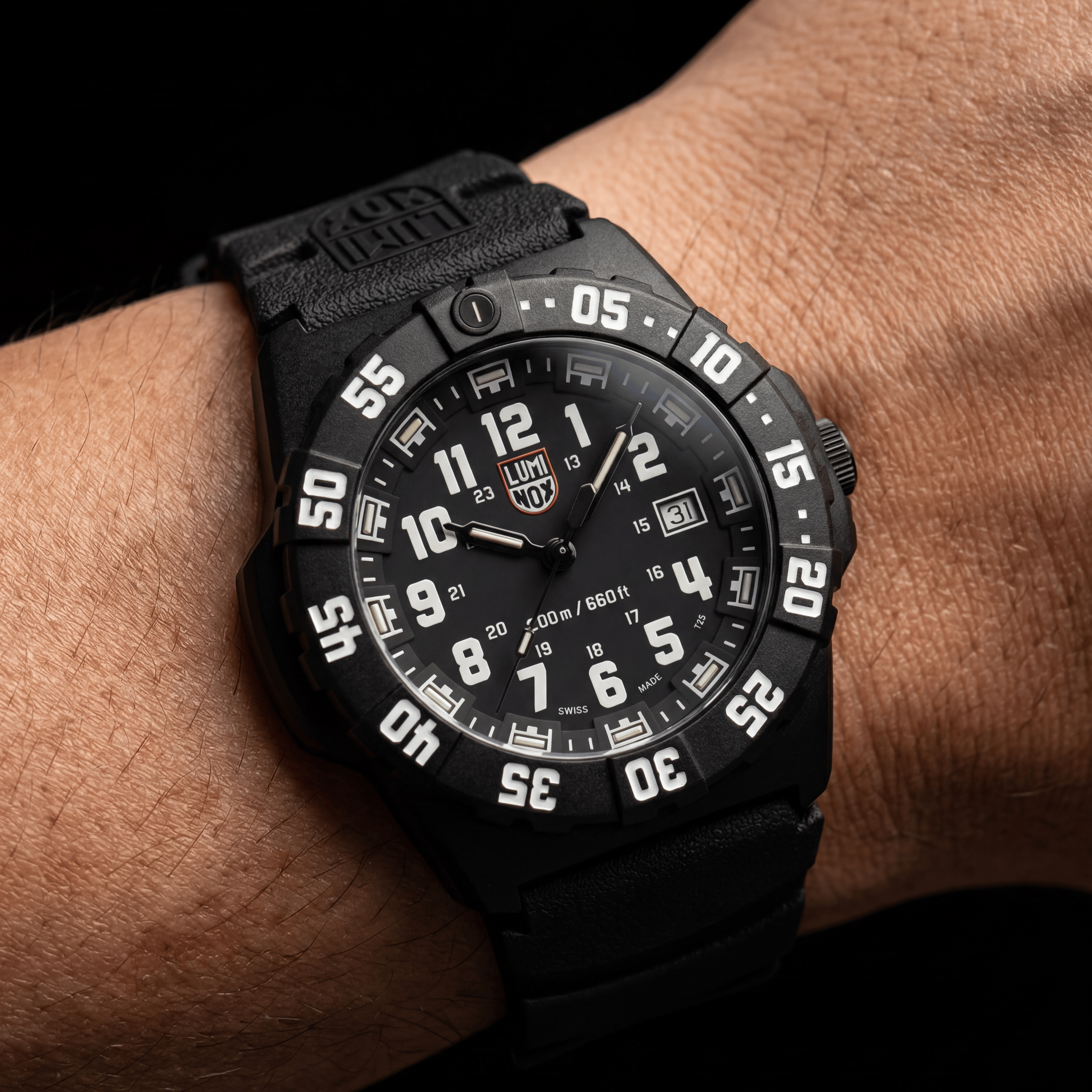 Luminox Navy SEAL 3551 Quartz Watch