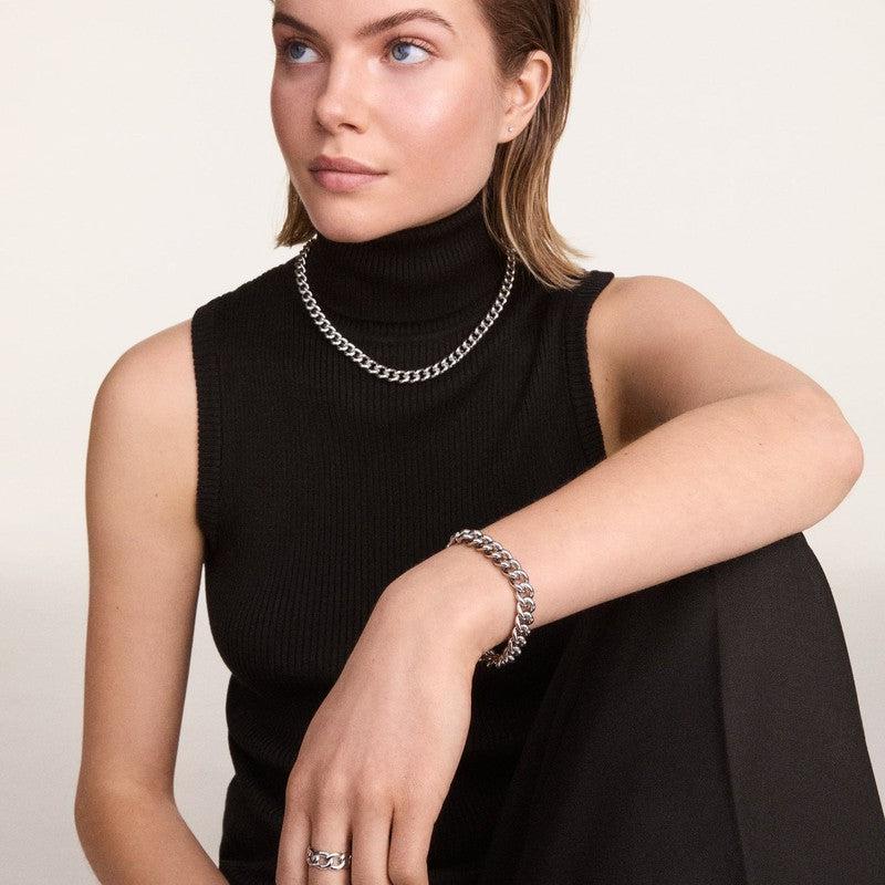 Daniel Wellington chunky silver stainless steel chain necklace, 410mm length with a secure fold-over clasp.