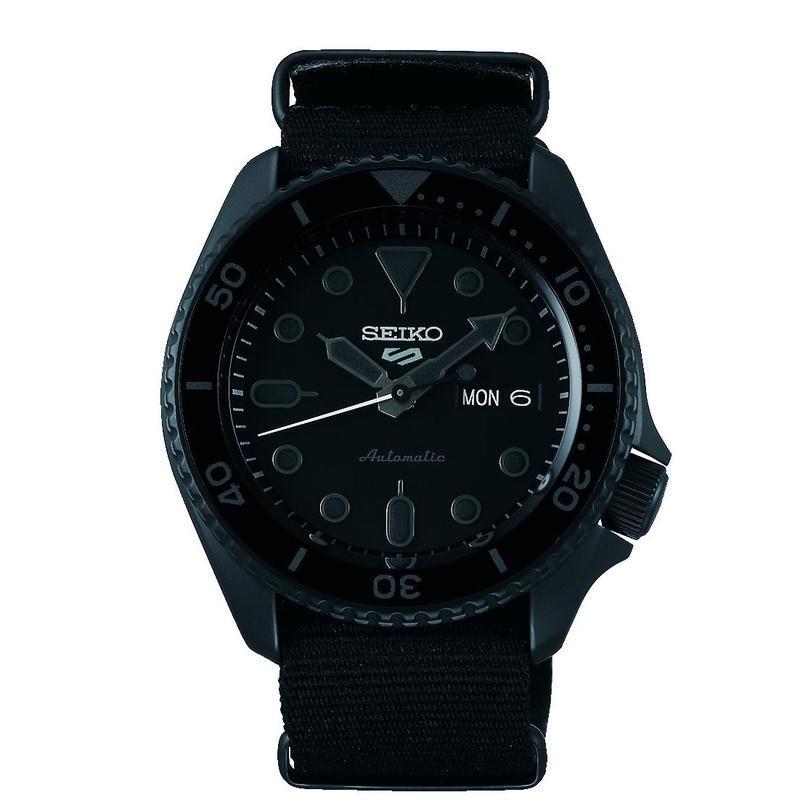 Gents Seiko 5 Sport Street Automatic 100M