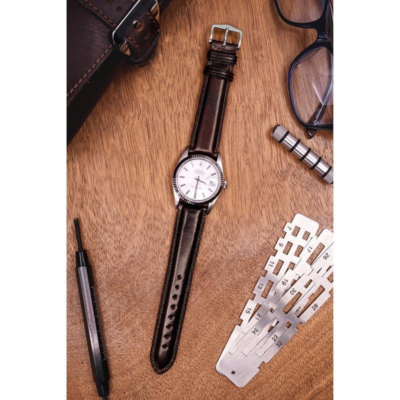 Hirsch ASCOT English Leather Watch Strap in BROWN