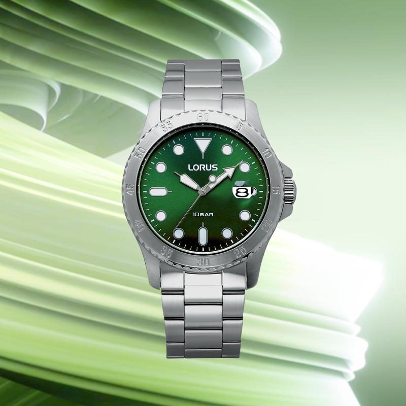 Lorus Sports Men's Quartz Watch Dark Green Sunray Dial
