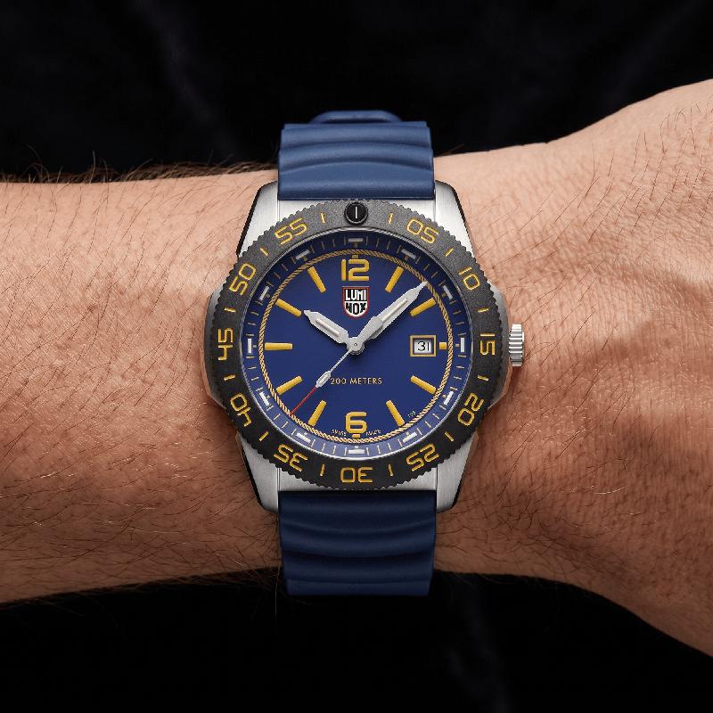 Luminox Pacific Diver 3125.FB Quartz Watch