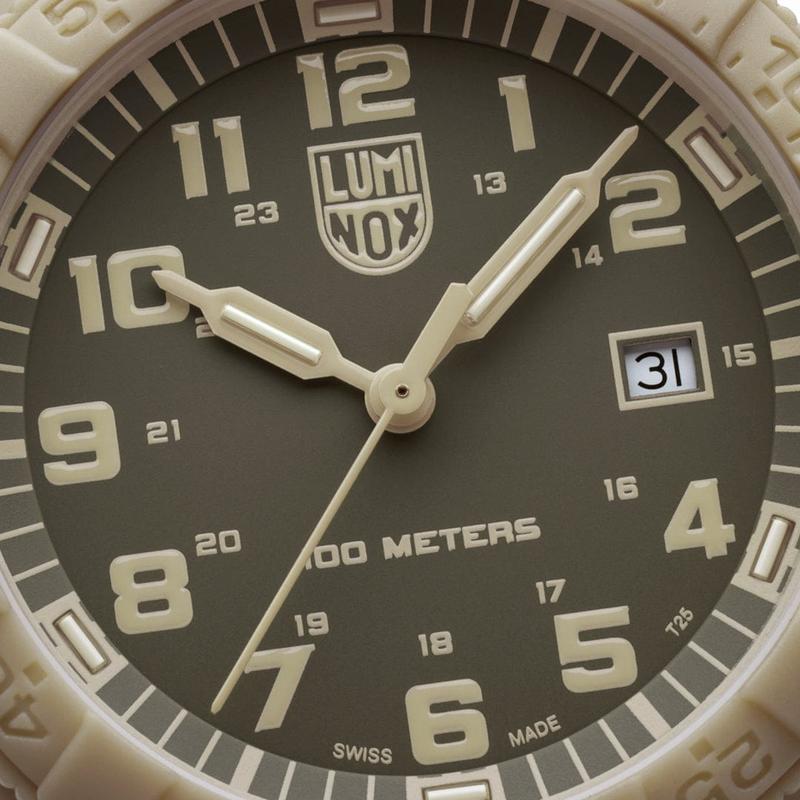 Luminox Sea Giant Outdoor Sand Turtle Watch