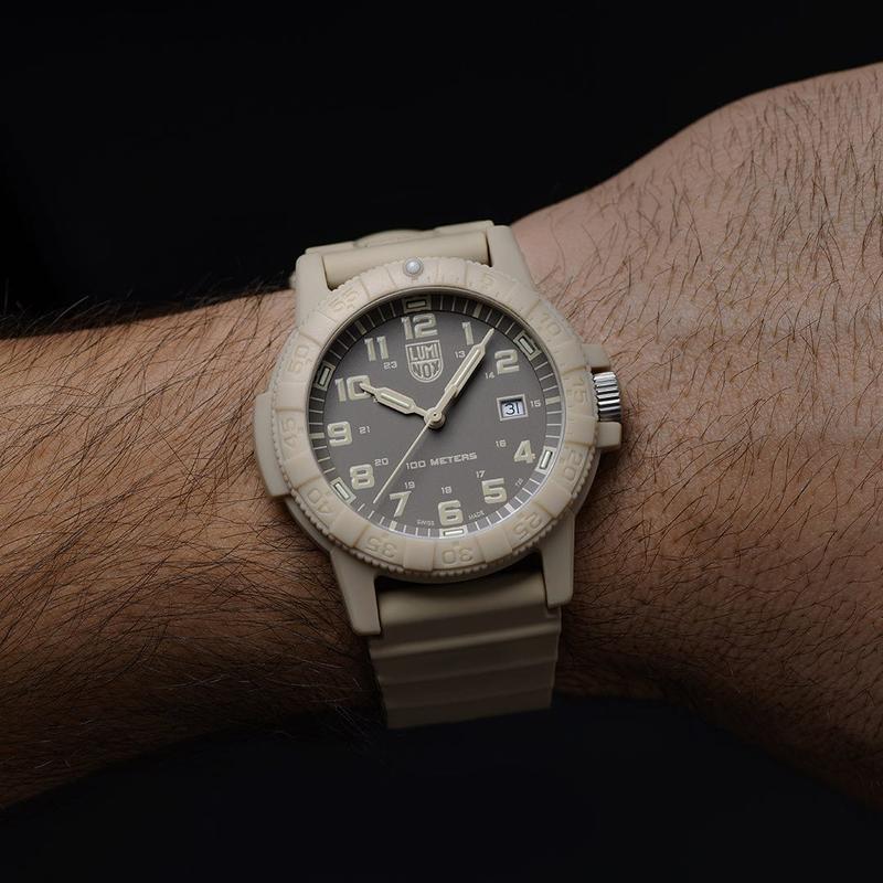 Luminox Sea Giant Outdoor Sand Turtle Watch