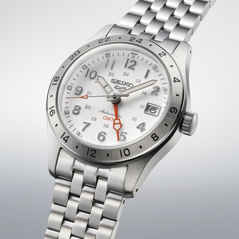 Seiko 5 Sports Overwhite Field GMT Watch