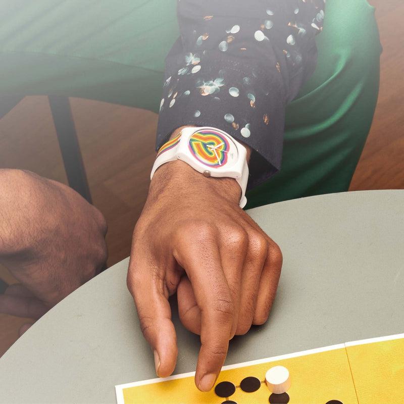 Swatch BEATING LOVE Watch SUOW171