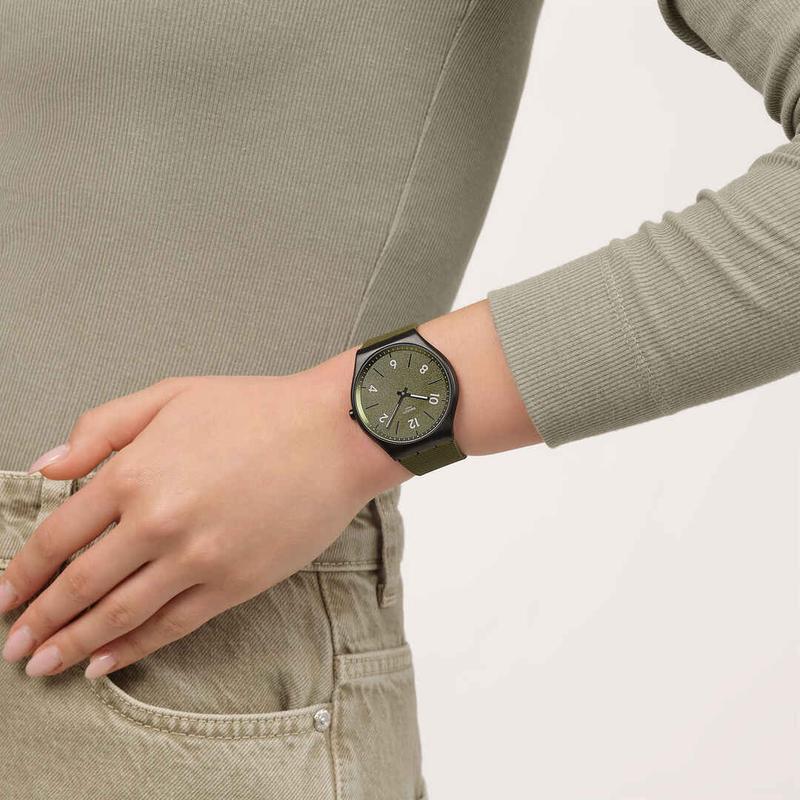 Swatch Hint of Pine Ultra-Slim Watch SS07B115