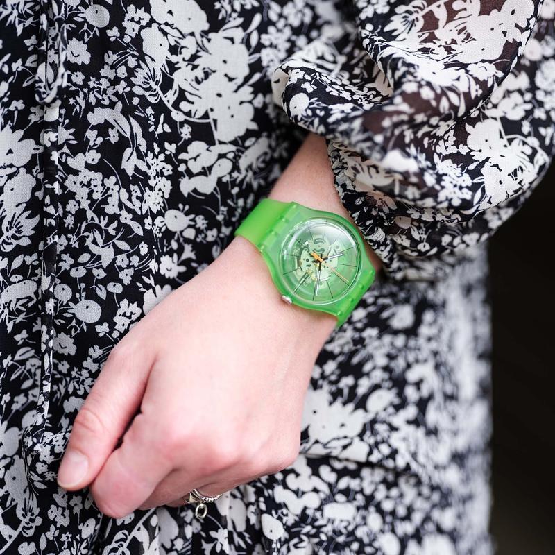 Swatch KIWI VIBES Watch SUOG118