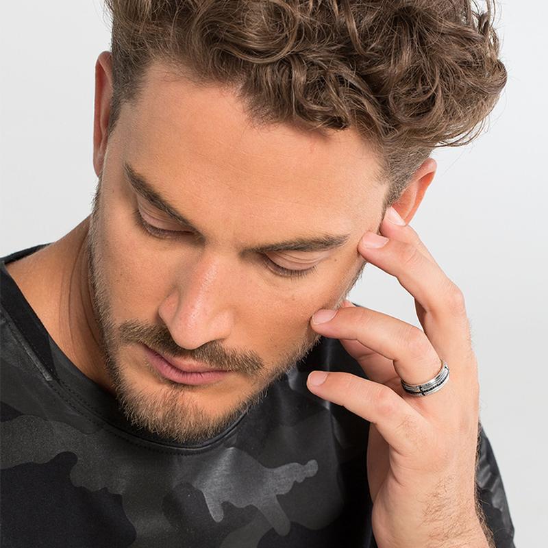 Thomas Sabo Mysterious Black Zirconia Cross Silver Band Ring