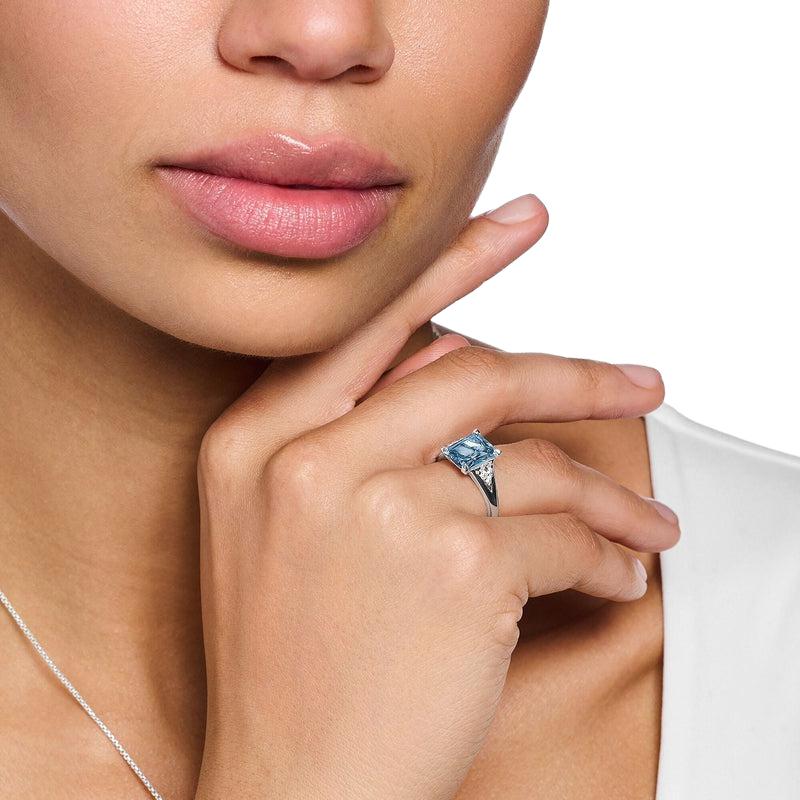 Thomas Sabo Ring with Aquamarine-Coloured and White Stones - Silver
