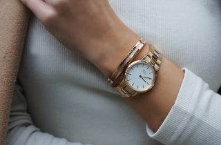 Stunning women's watches and jewellery
