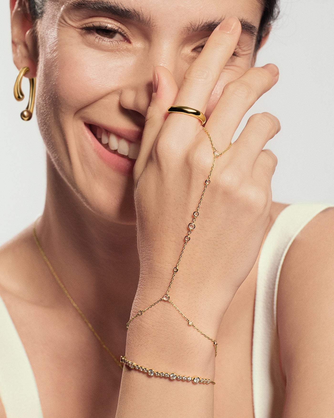 Ania Haie Wanderer Gold Bezel-Set Station Hand Chain B076-07G