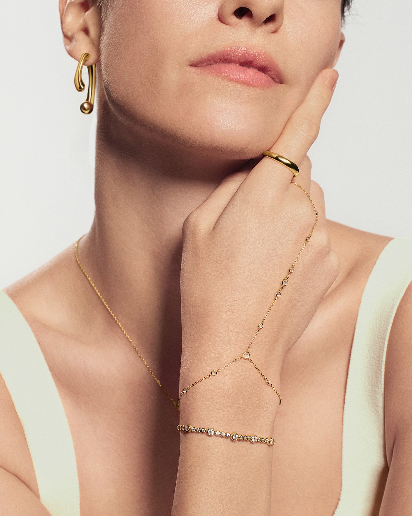 Ania Haie Wanderer Gold Bezel-Set Station Hand Chain B076-07G