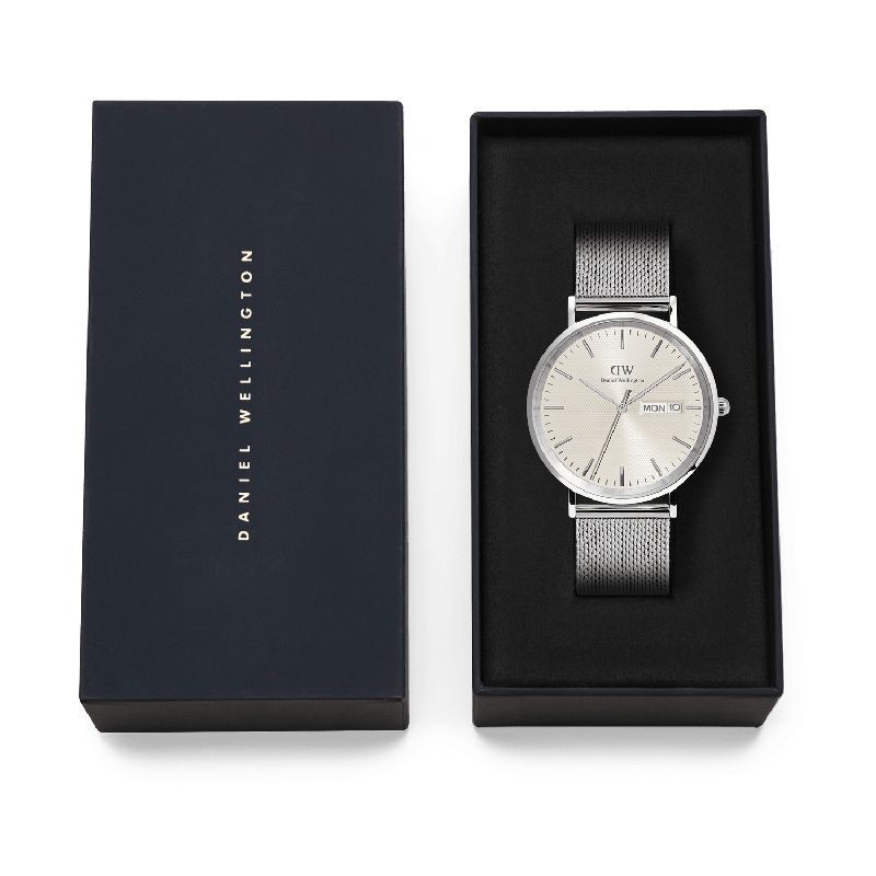 Daniel Wellington Classic Day Display Sterling Champagne