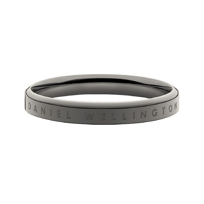 Daniel Wellington Classic Ring in graphite stainless steel featuring a sleek, minimalist design with engraved branding.