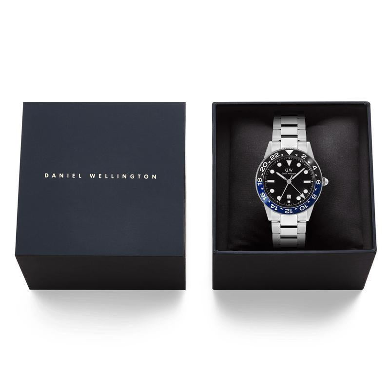 Daniel Wellington Iconic GMT Link Black Blue Ceramic Bezel Silver Watch