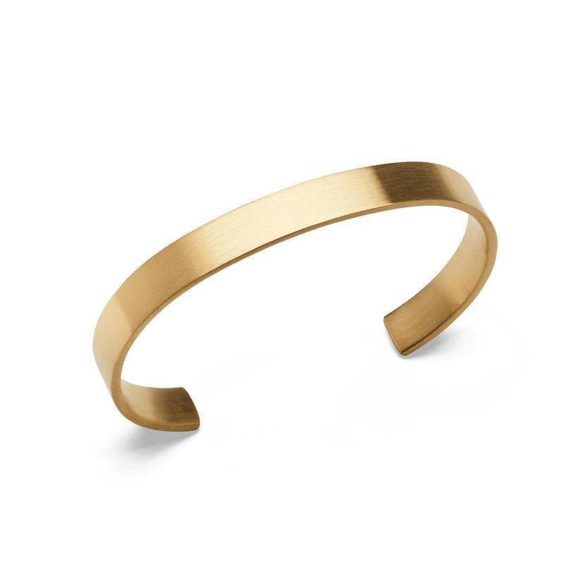 Minimalist Daniel Wellington Line Cuff in brushed gold with a sleek, 7 mm matte finish for a refined, modern look.