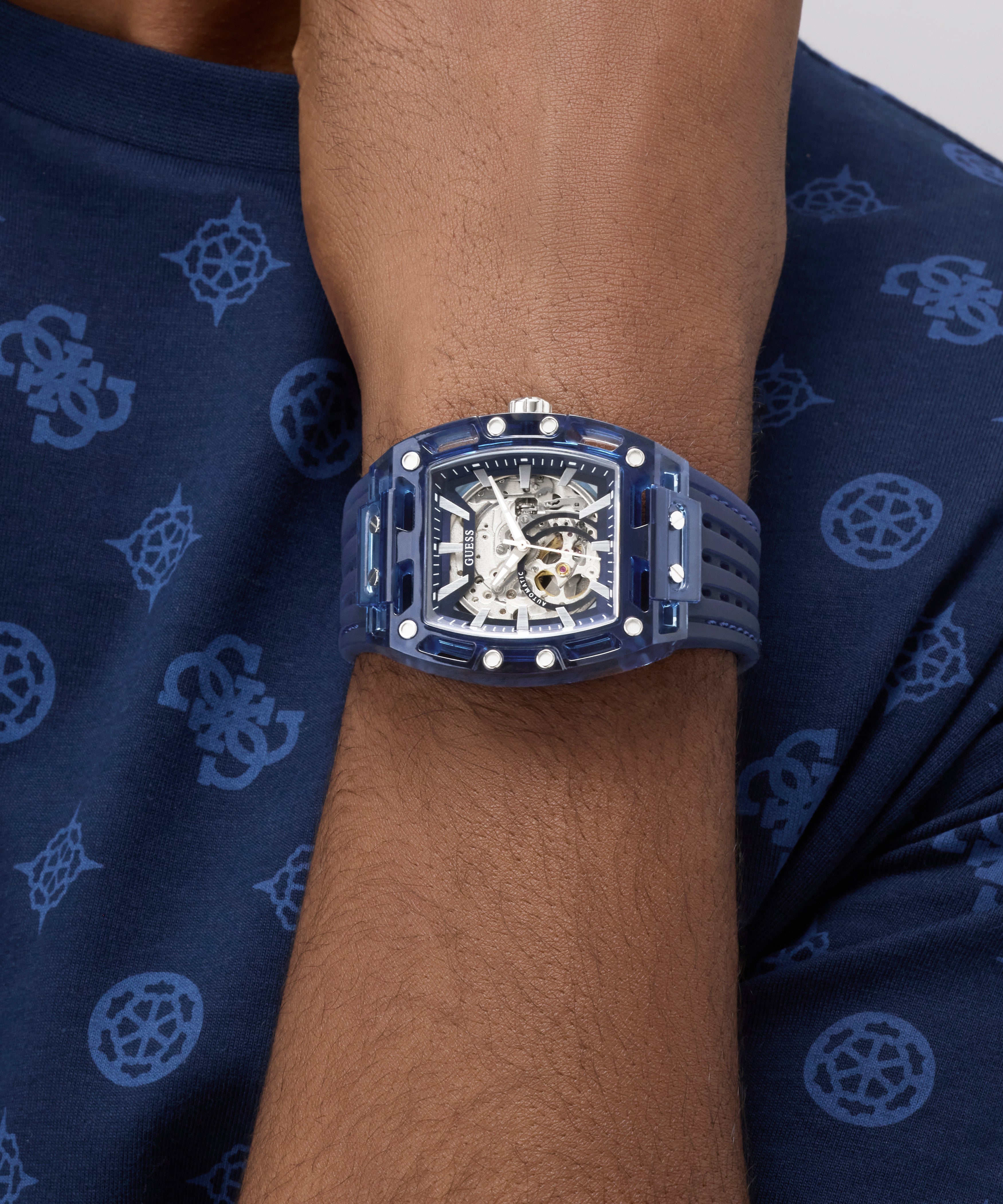 GUESS Men's Blue Analog Watch 42mm Automatic