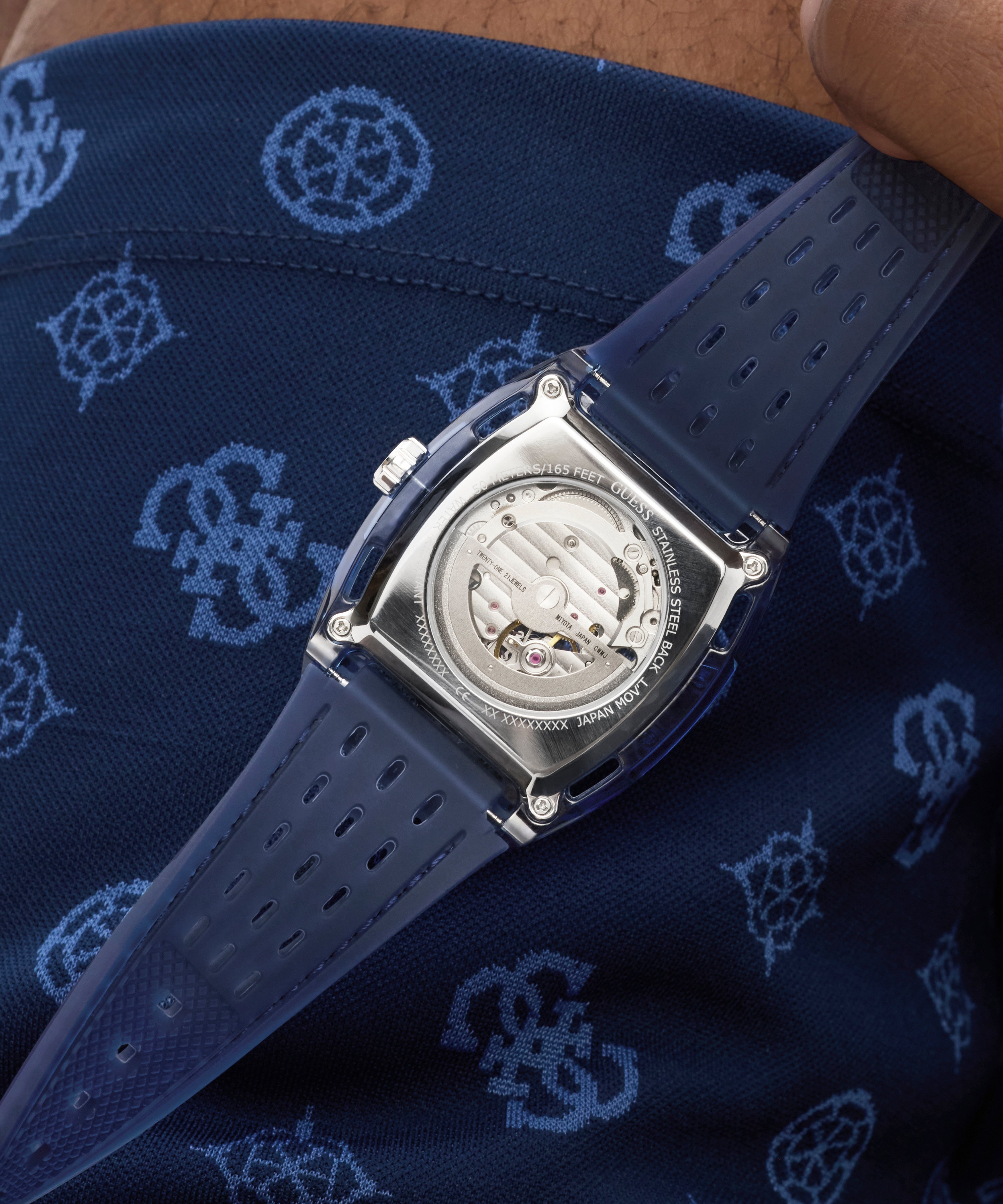 GUESS Men's Blue Analog Watch 42mm Automatic