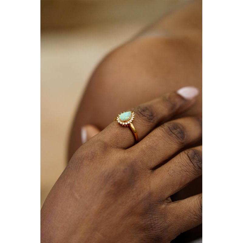 Georgini Opal Glow Rozelle White Opal Pear Ring