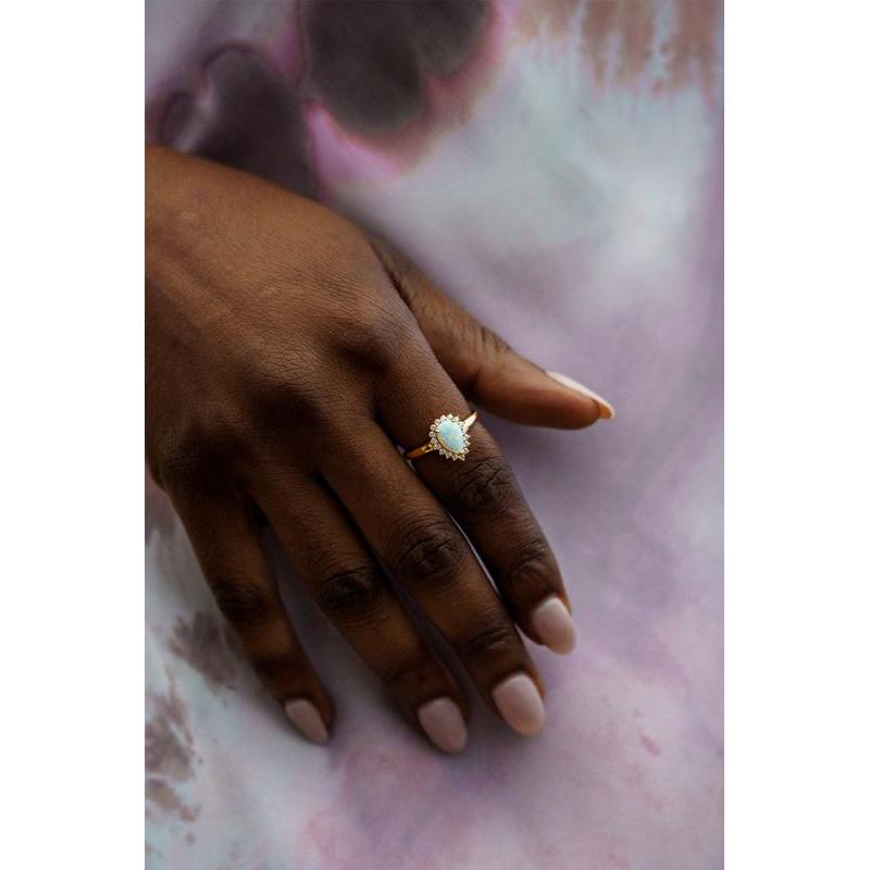 Georgini Opal Glow Rozelle White Opal Pear Ring