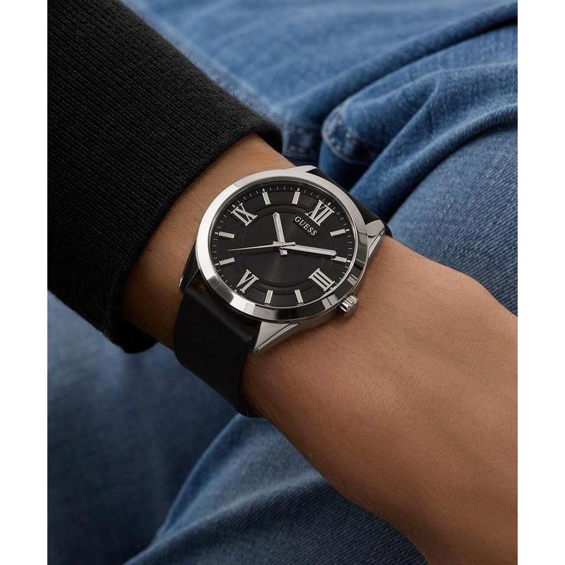 Guess Mens Black Silver Tone Analog Watch