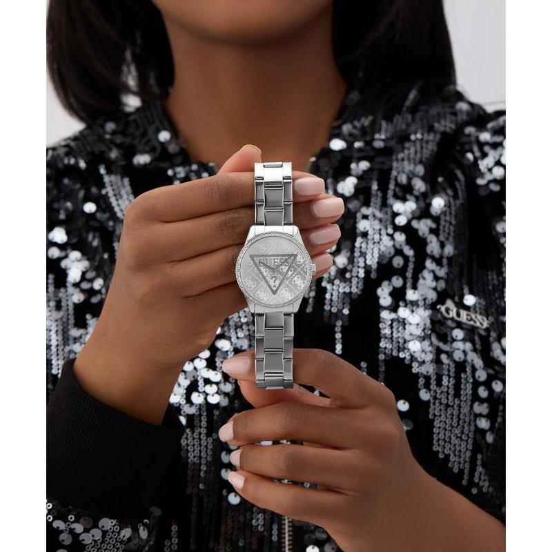 Guess Silver Tone Analog Quartz Watch – Stoned Bezel