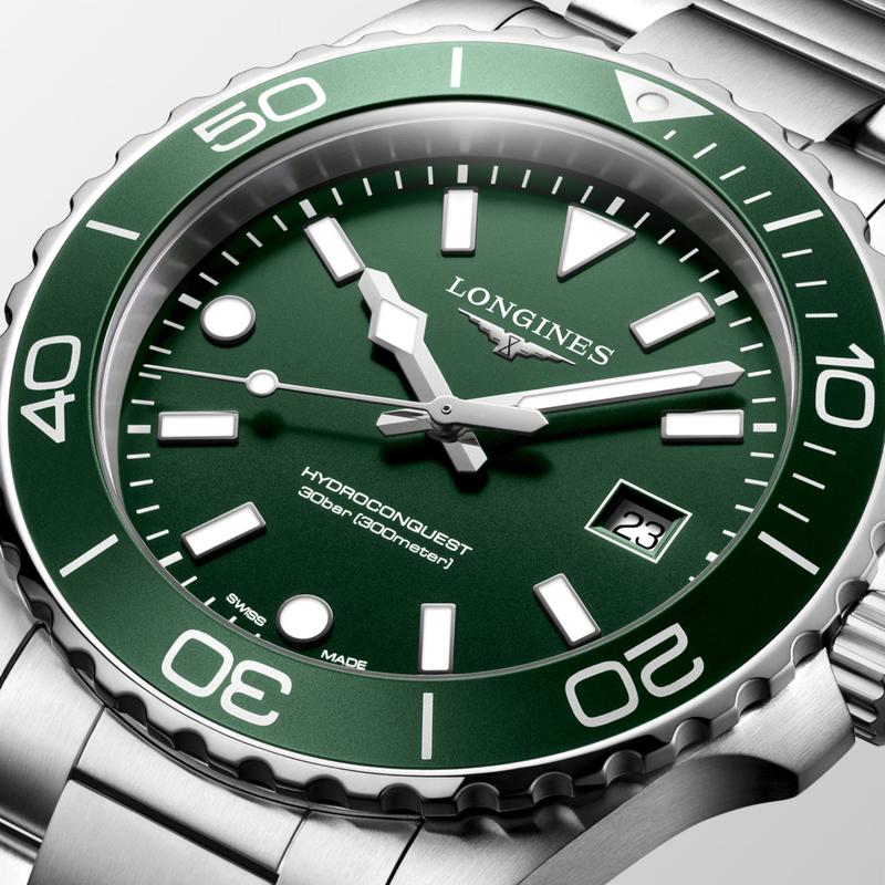 Longines HydroConquest L3.769.4.06.6 Quartz Watch Green Dial
