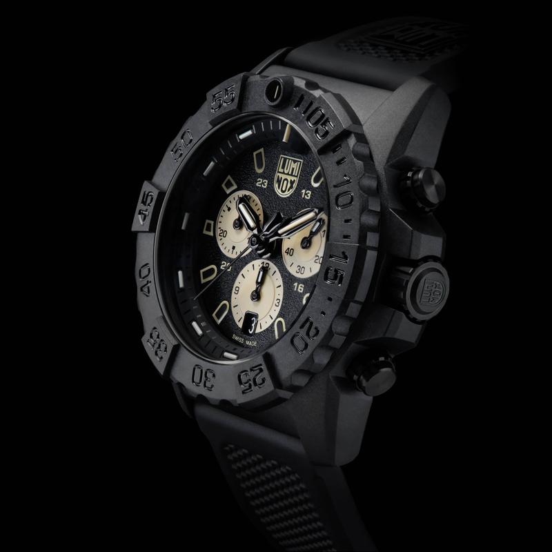 Luminox Navy SEAL Chronograph 3587 Dive Carbonox Watch