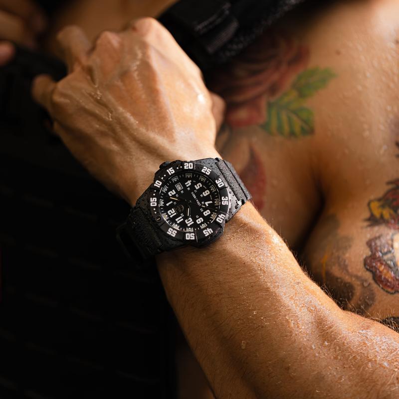 Luminox Navy SEAL 3551 Quartz Watch