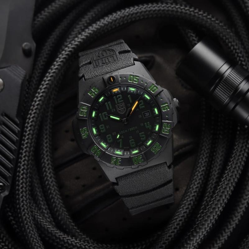 Luminox Navy SEAL 3567 Quartz Watch