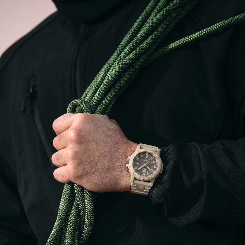 Luminox Sea Giant Outdoor Sand Turtle Watch