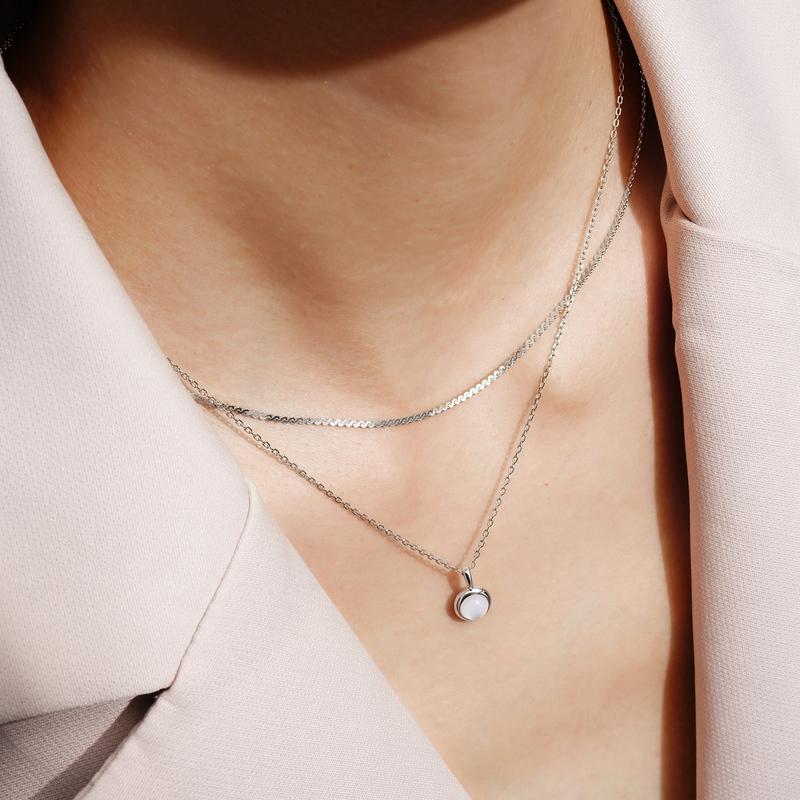 Elegant Silver Flat S‑Link Chain Necklace with Rhodium Finish