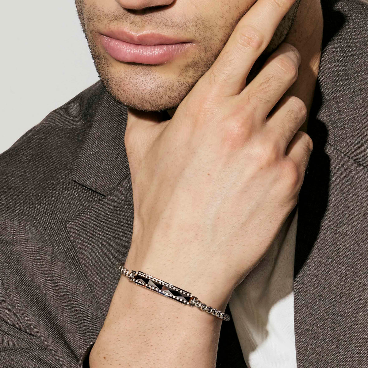 Nomination Virtus Code bracelet with black ceramic inserts, side view