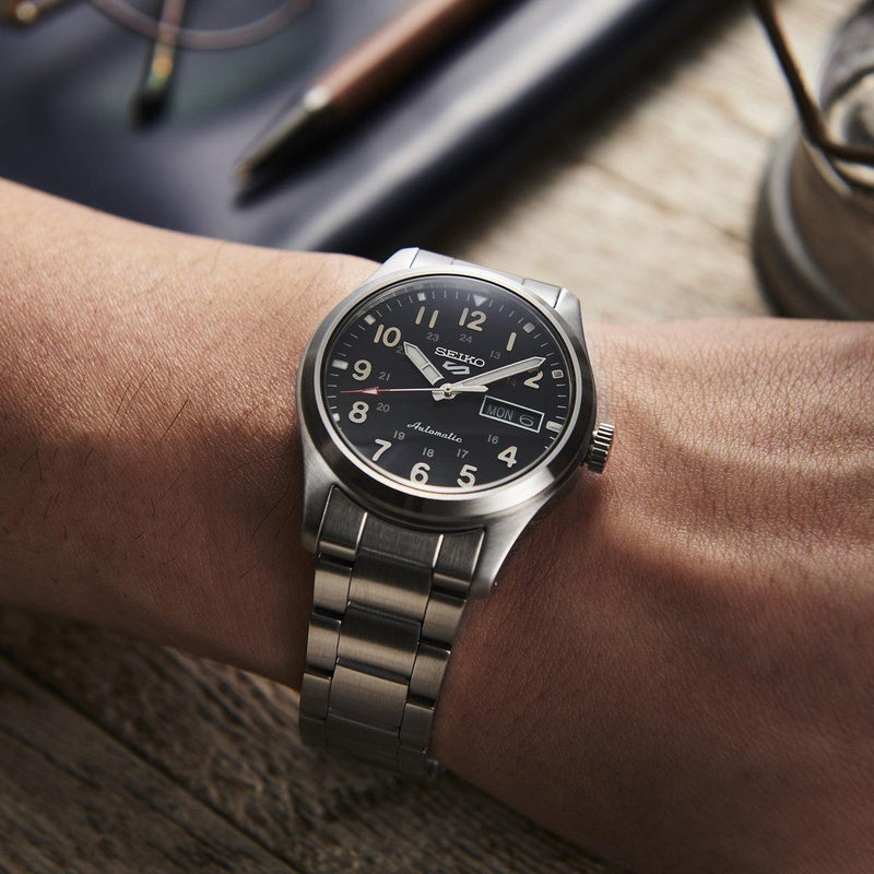 Seiko 5 In the Metal Midfield Sports Style Watch - SRPJ81K1
