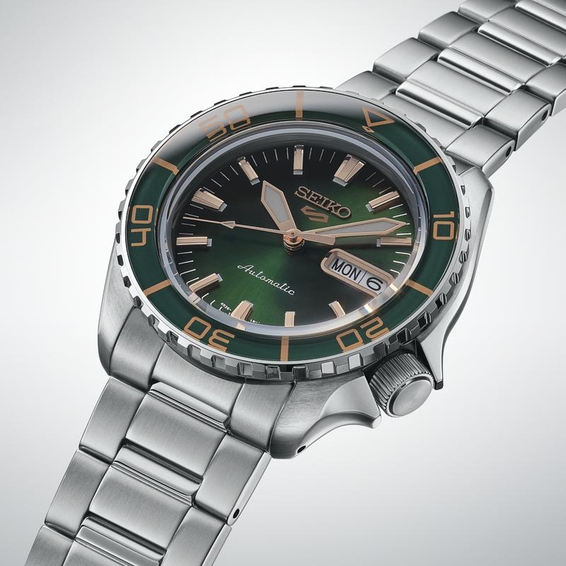 Seiko 5 Sports SKX Green Dial Automatic Men's Watch