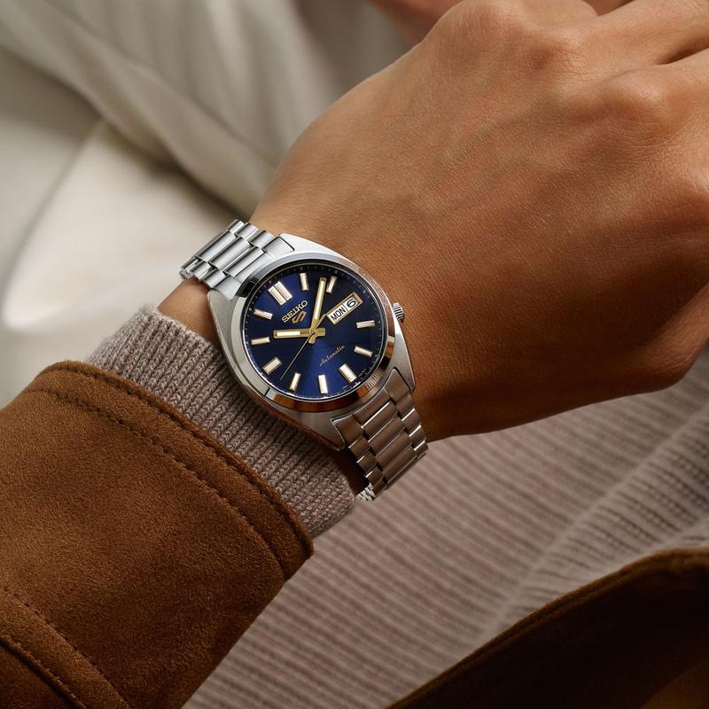 Seiko 5 Sports SNXS Vintage Gold Collection – in Blazer Blue Automatic