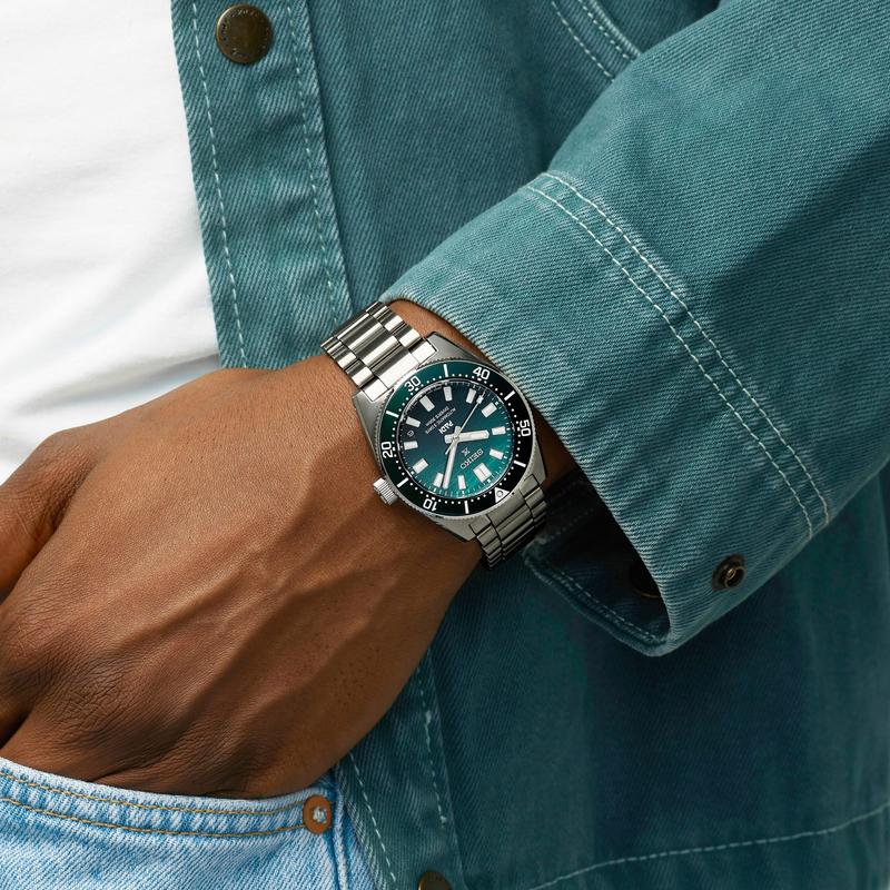 Seiko Prospex 1965 Heritage Diver’s PADI Special Edition in Green