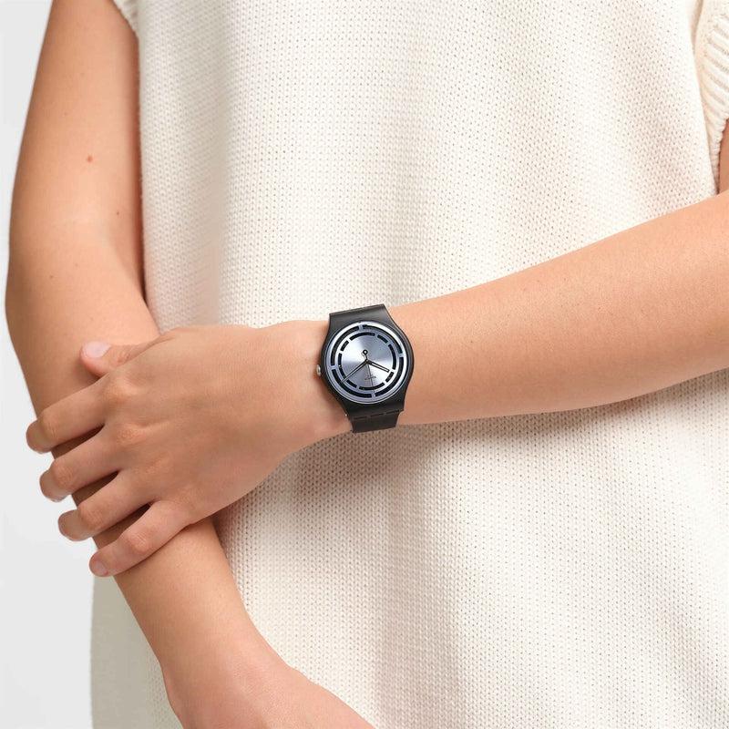 Swatch CIRCLED LINES Watch SO32B118