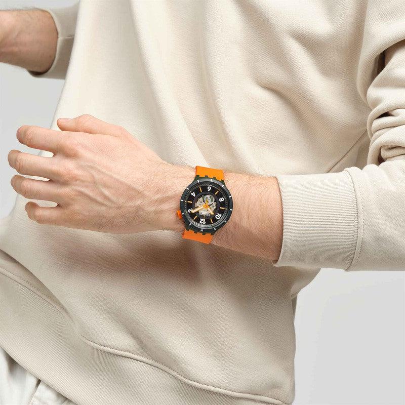 Swatch FALL-IAGE Watch SB03G107
