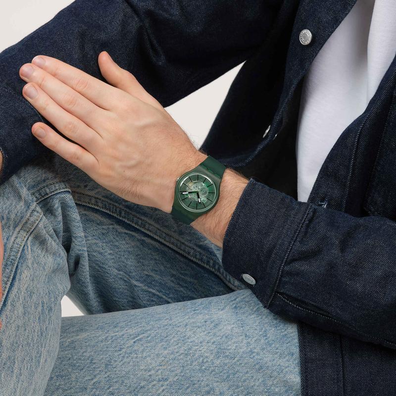 Swatch REVEALED IN THE FOREST Watch SO29G111