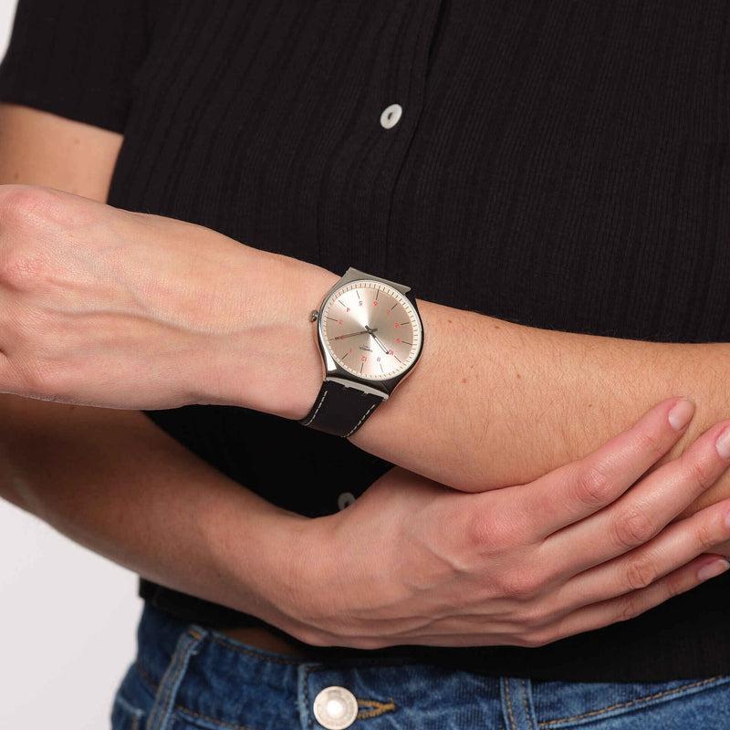 Swatch SMART STITCH Watch SS07S118