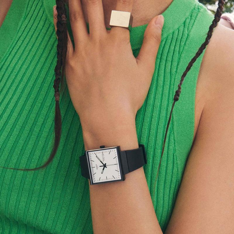 Swatch WHAT IFBLACK? BIOCERAMIC Watch SO34B700