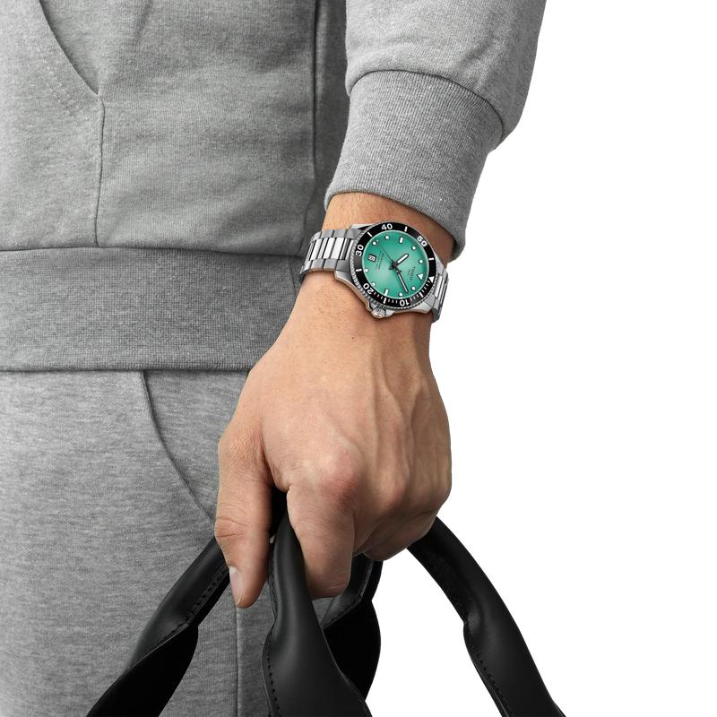 Tissot Seastar 1000 40mm Quartz Watch T120.410.11.091.00