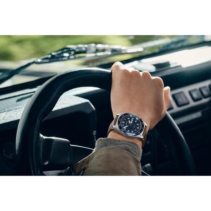 Victorinox Quartz Day-Date Watch - VIC242040