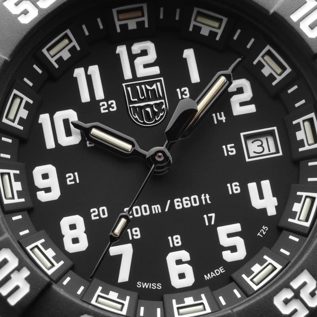 Luminox Navy SEAL 3551 Quartz Watch